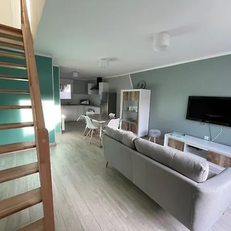 Au Coeur Des Huttes, Proche De La Gravelines